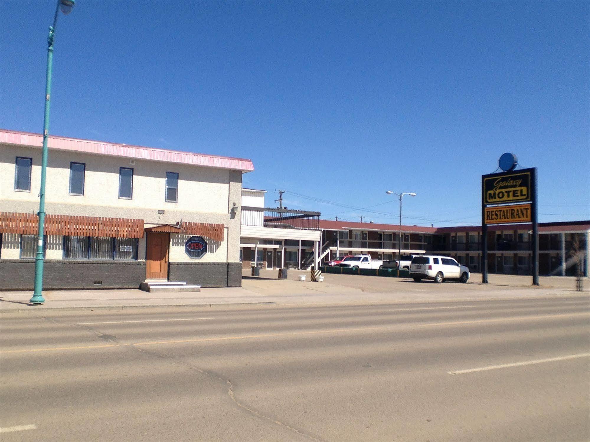 Galaxy Motel St. Paul Exterior photo